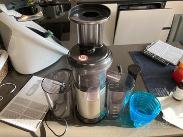 Panasonic MJ-L500 Slow Juicer estrattore di succo