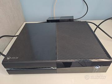 XBOX One, due controller e CD minecraft