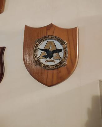 Crest in metallo US AUCILLA AO-56