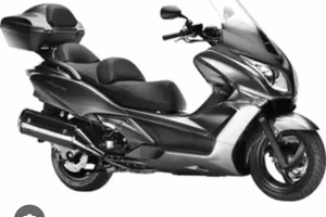 Scooter Honda SW T 400