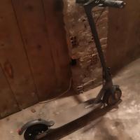 Monopattino elettrico pieghevole - riccel R30