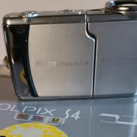 fotocamera NIKON COOLPIX S4