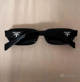 Occhiali Prada con cofanetto