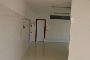 Locale commerciale di 90 mq