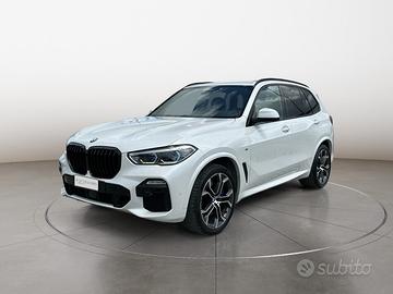BMW X5 xdrive40d mhev 48V Msport auto