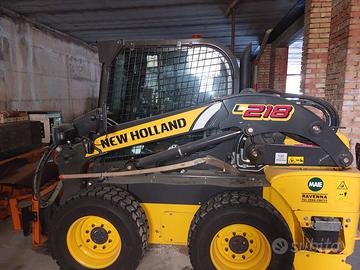 Mini pala  new holland l 218