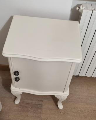comodini bianchi shabby chic coppia