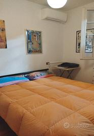 Camera in villetta teodorico 370