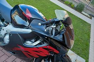 CBR 600f 