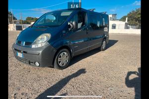 trafic 2.5 autom 5 posti autocarro