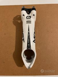 Attacco manubrio Most  Ultra light in carbonio