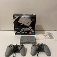 PlayStation Classic Console boxata