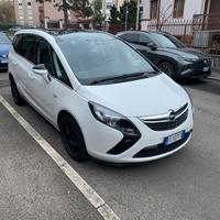 Opel Zafira Tourer C GPL