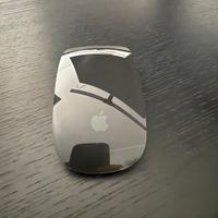 Apple Magic Mouse: Bluetooth, ricaricabile