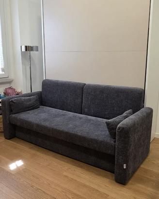 Letto a scomparsa con divano frontale