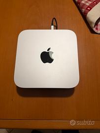 Mac mini M2 1tb + 256 gb ssd