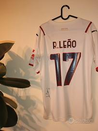 AC Milan signed Leao 17