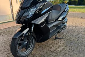 Scooter kymko downtown 300i