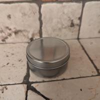 27 scatolina in metallo 