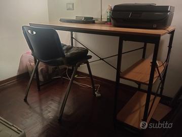 Scrivania con libreria integrata – Salvaspazio – 