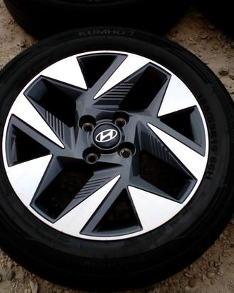 Cerchi e gomme nuove 15 originali hyundai