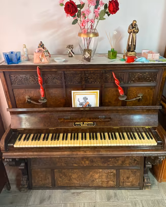 Pianoforte justine brown funzionante