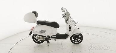 PIAGGIO Vespa GTS 300 Super GTS