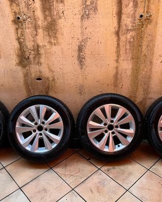 Cerchi e gomme VW golf 7 da 16”