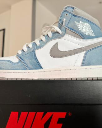 Nike Jordan 1 Retro High OG Hyper Royal