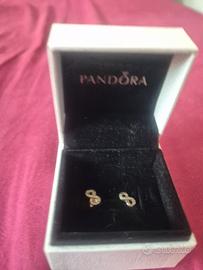 Pandora orecchini lobo infinito