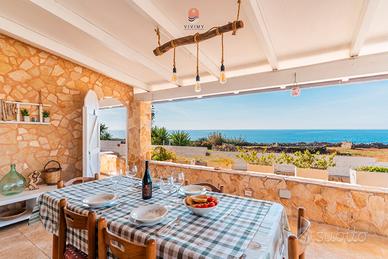 Villa Enea fronte mare