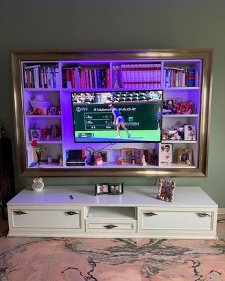 Mobile soggiorno di design con libreria e vano TV