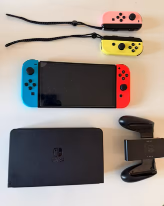 Nintendo switch Oled con accessori