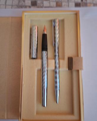 Penna stilografica e penna a sfera Waterman