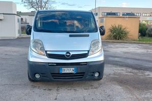 OPEL VIVARO ANNO 2009 CILINDRATA 2.5