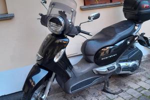 Aprilia scarabeo 500