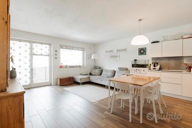 Quadrilocale ristrutturato con garage e cantina