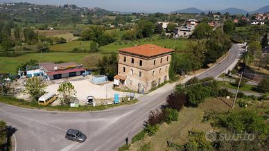 BOX A CANTALUPO IN SABINA