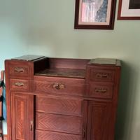 Madia vintage in legno massello con piano in marmo