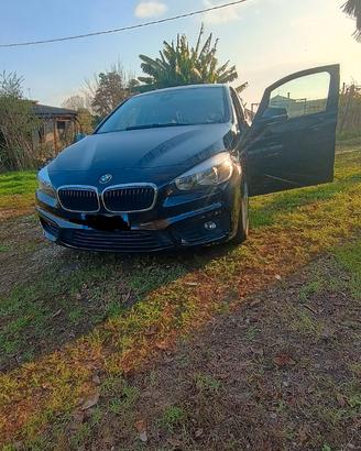 BMW 216d active tourier