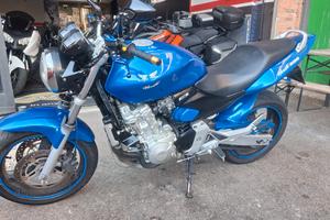 HONDA HRNET 600 2004