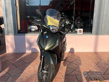 PIAGGIO BEVERLY 400 S moto km 0