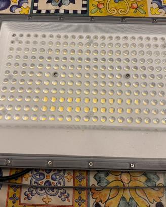 Fari sicurezza a led