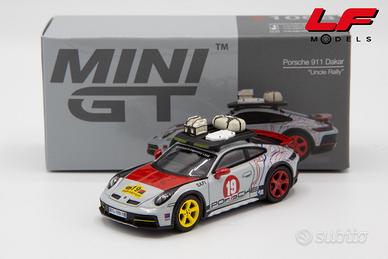 1:64 Porsche 911 Dakar Rally LHD 2024 - Mini GT