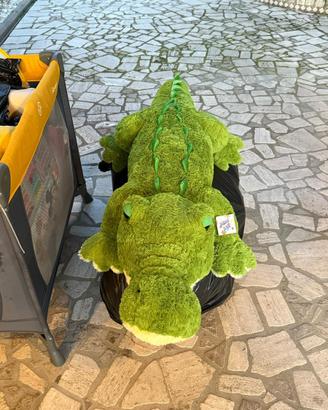 Peluche coccodrillo gigante