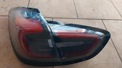 Fanaleria completa posteriore Ford Puma n°4 pezzi