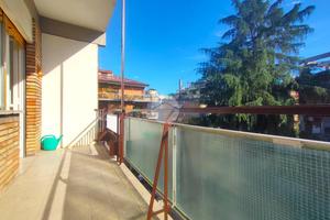 2 LOCALI A ROMA