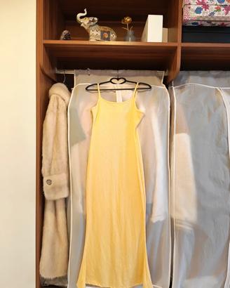 Vestito con spalline giallo