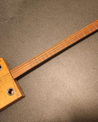 Cigar box guitar  4 corde