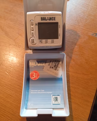 misuratore pressione sanguigna 
